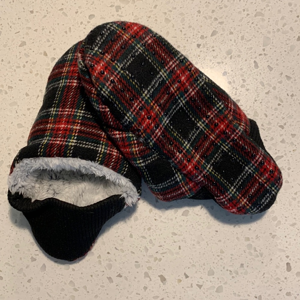 NWT TARGET Plaid Holiday Slipper Socks